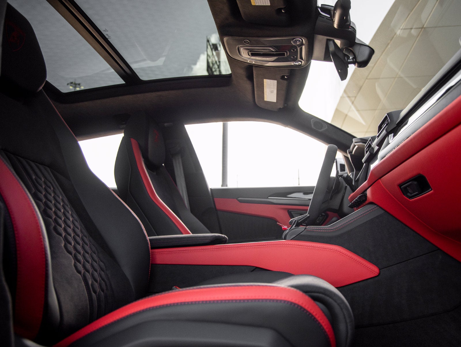 2026 Lamborghini Urus SE