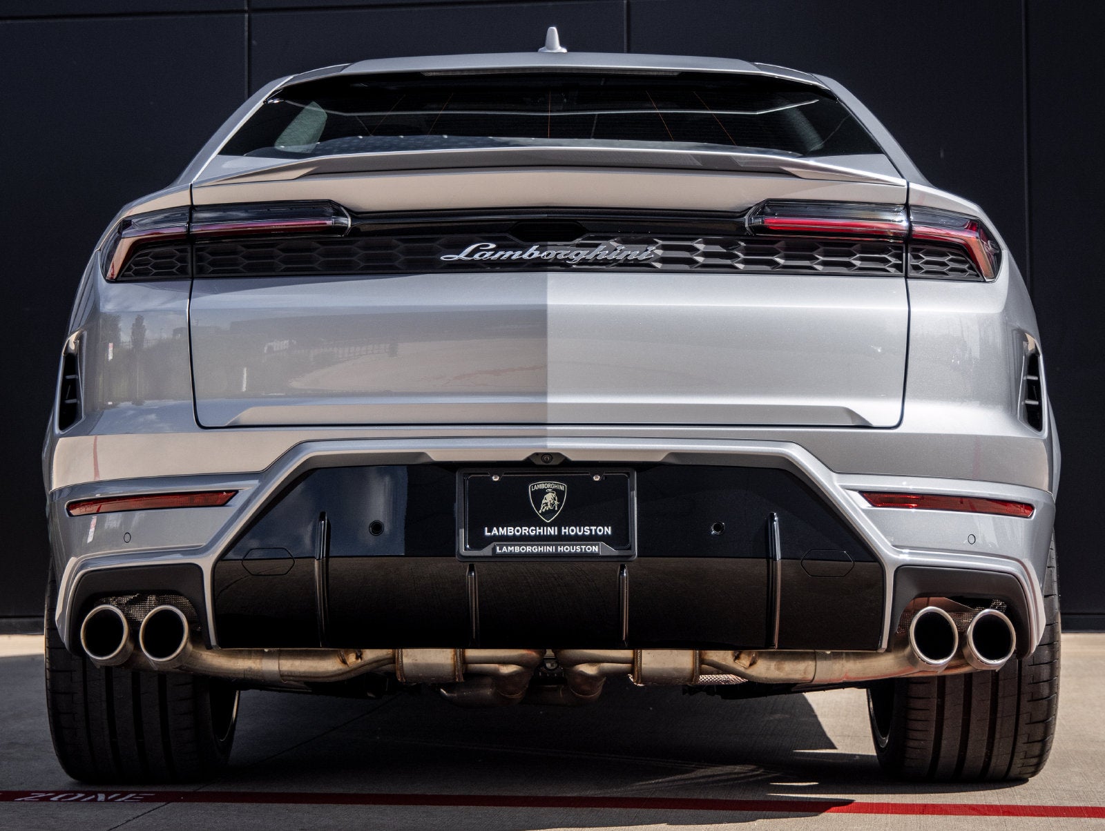 2026 Lamborghini Urus SE