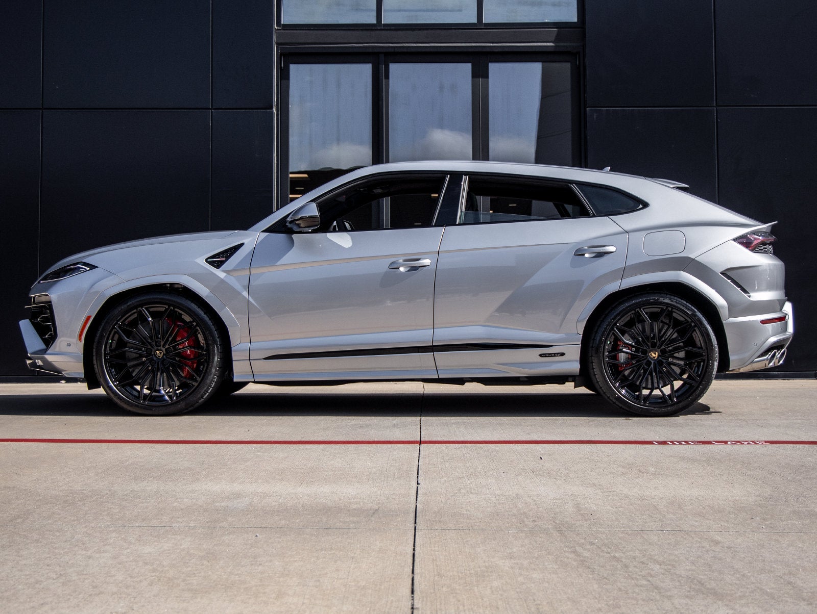 2026 Lamborghini Urus SE