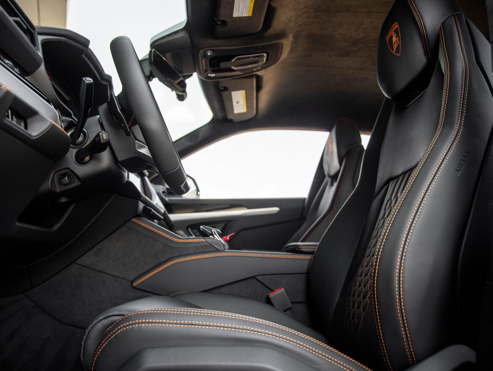 2026 Lamborghini Urus SE