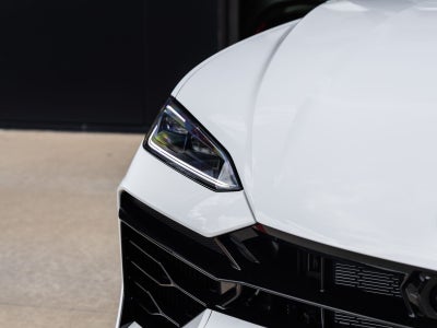 2026 Lamborghini Urus SE