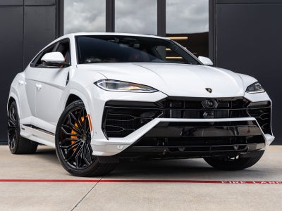 2026 Lamborghini Urus SE
