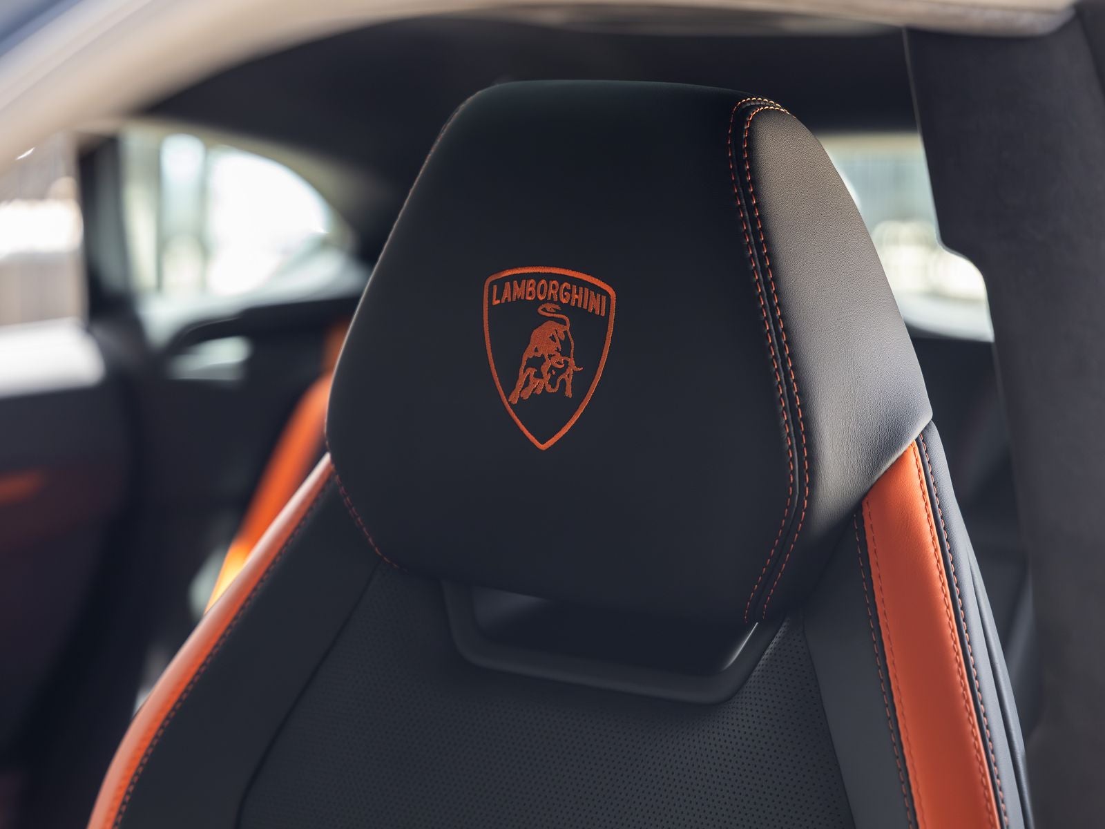 2026 Lamborghini Urus SE