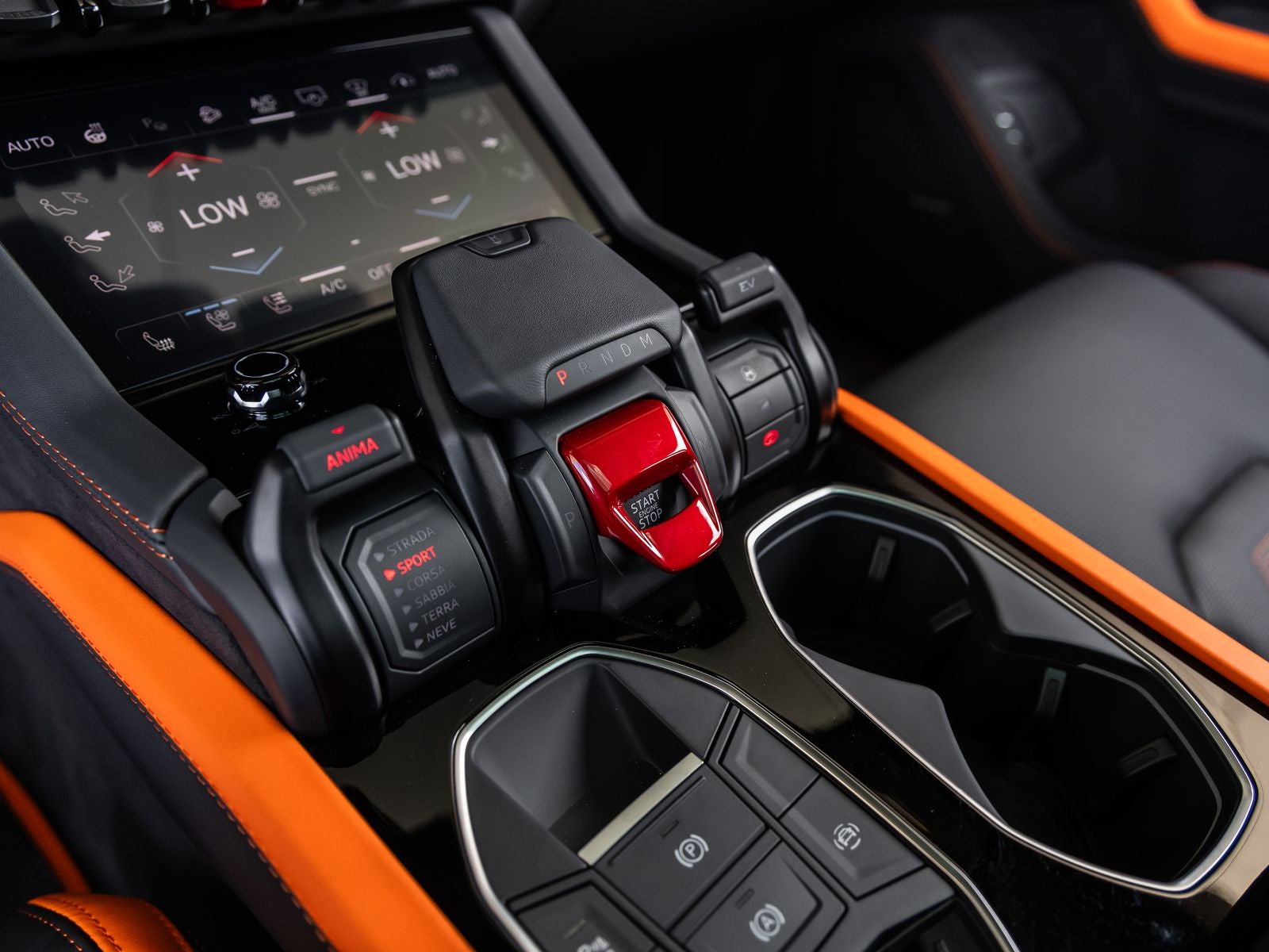 2026 Lamborghini Urus SE