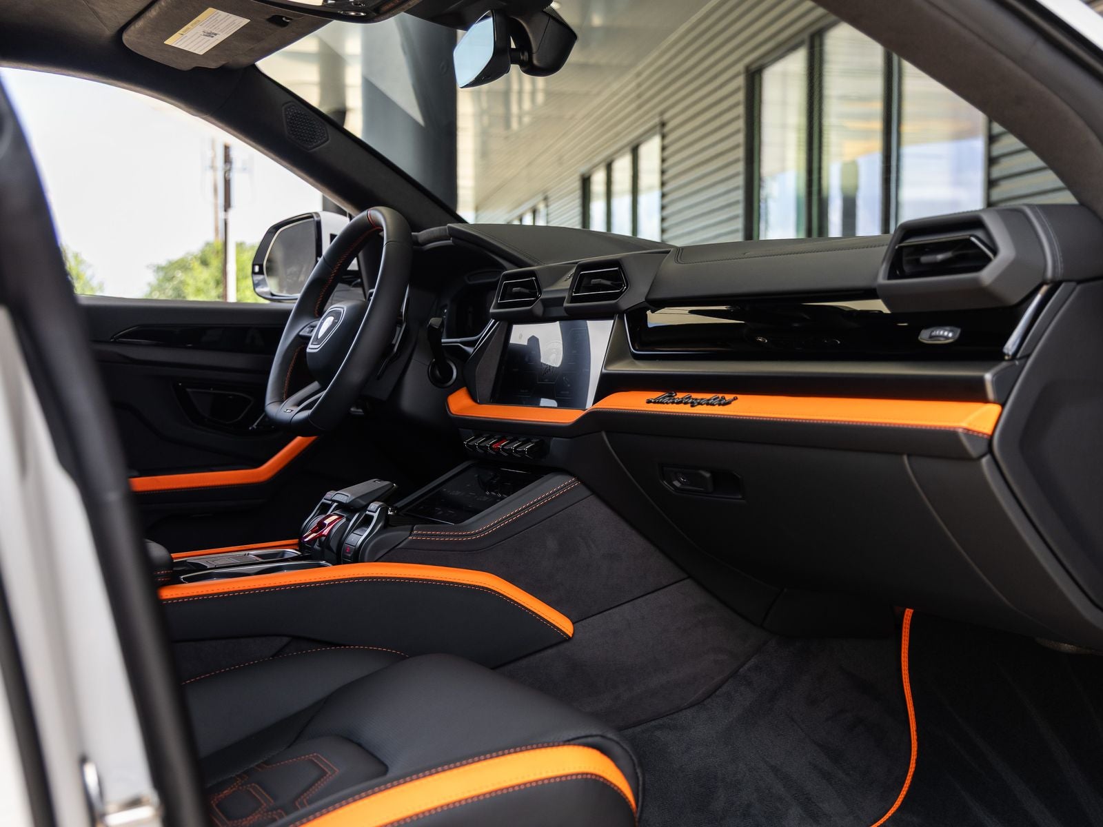 2026 Lamborghini Urus SE