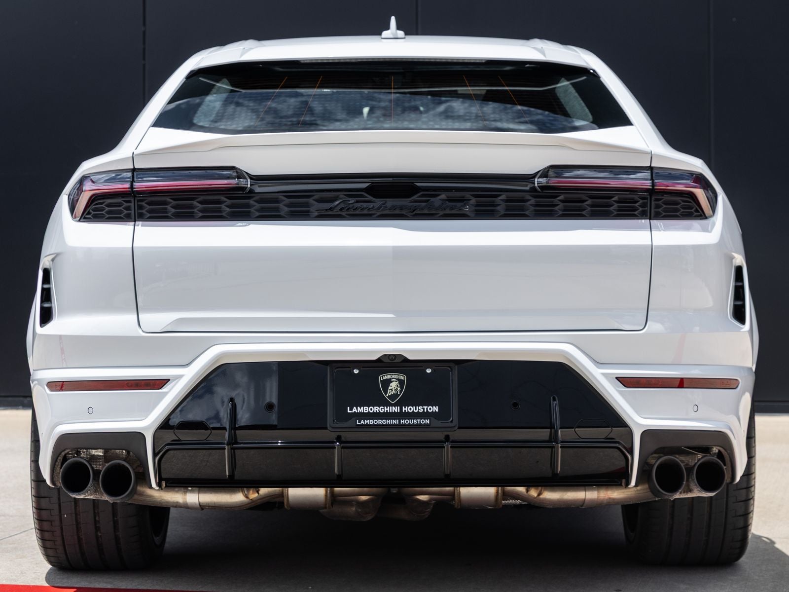 2026 Lamborghini Urus SE