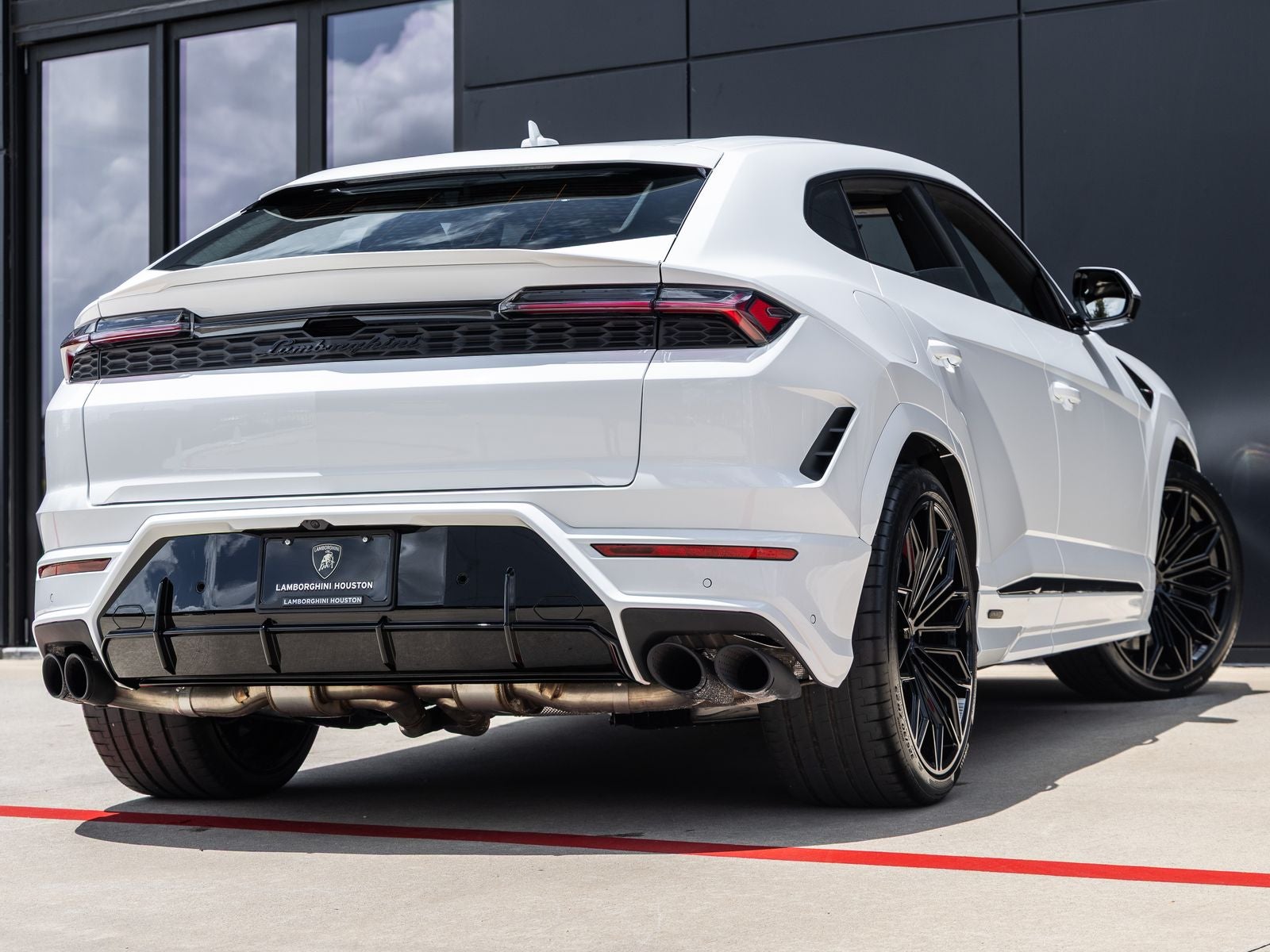 2026 Lamborghini Urus SE
