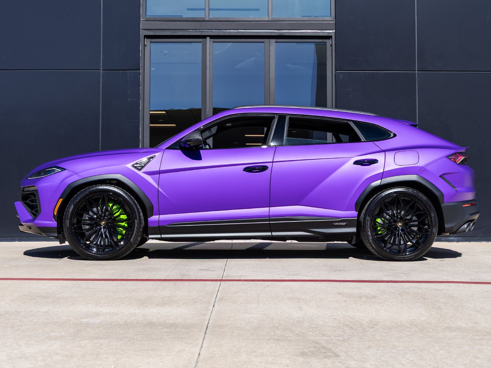 2025 Lamborghini Urus SE