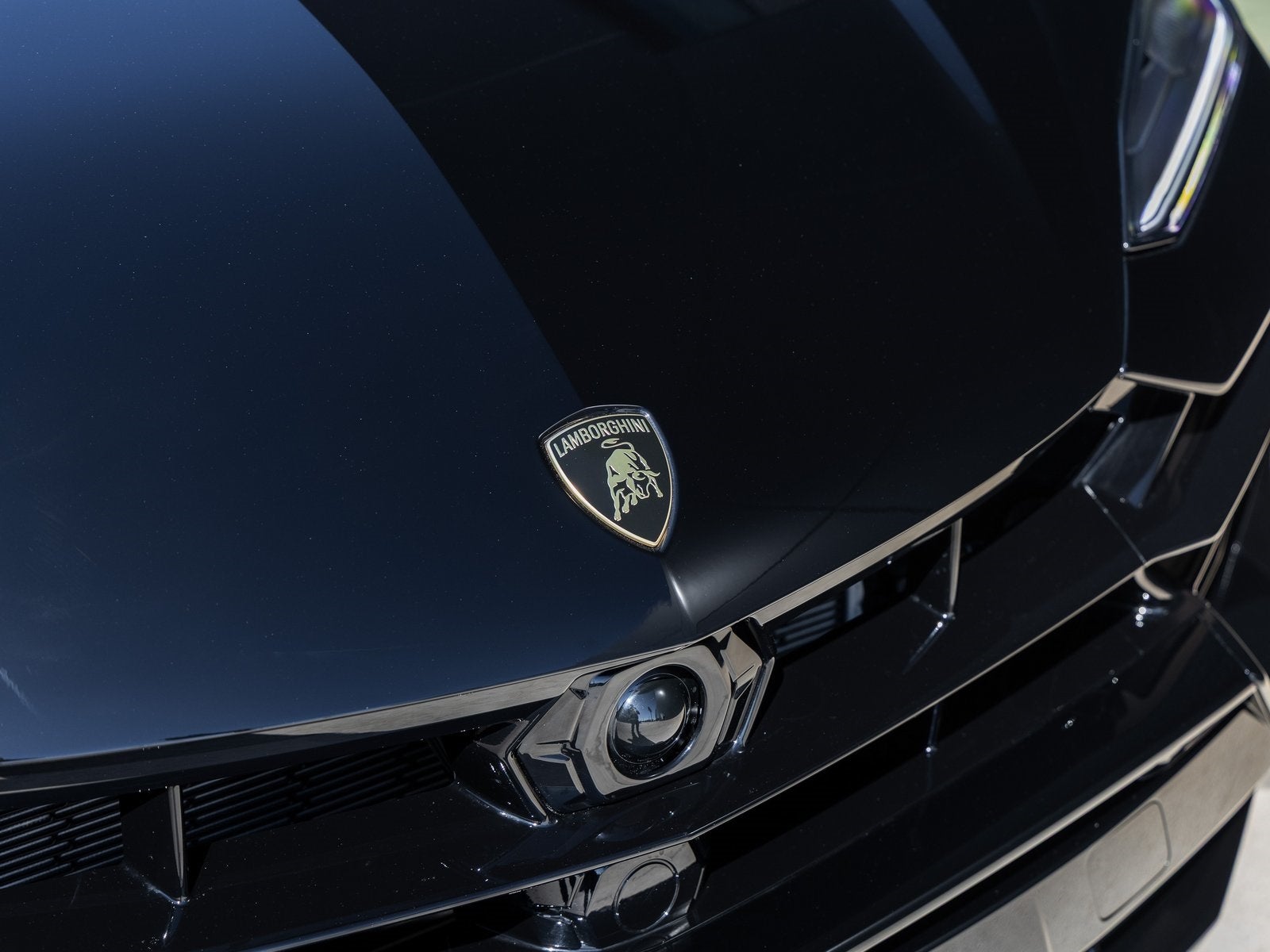 2026 Lamborghini Urus SE