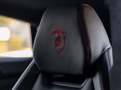 2026 Lamborghini Urus SE