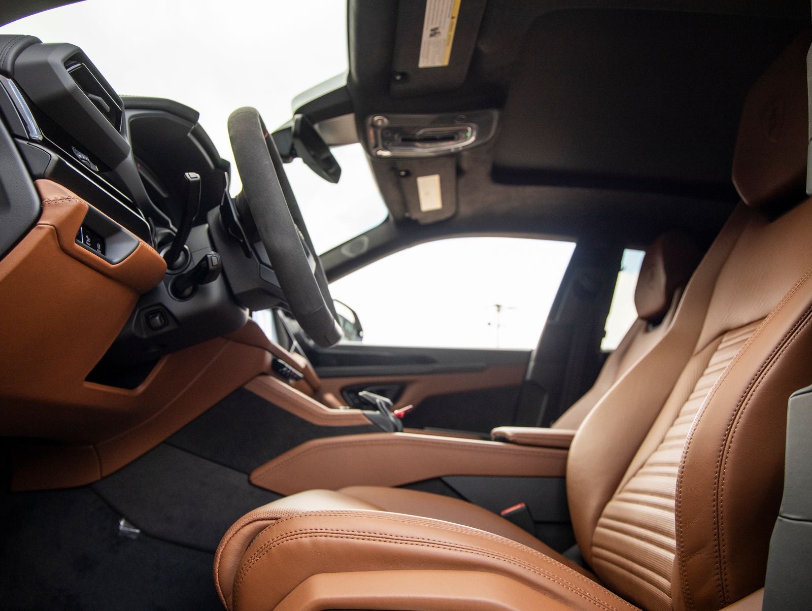 2025 Lamborghini Urus SE