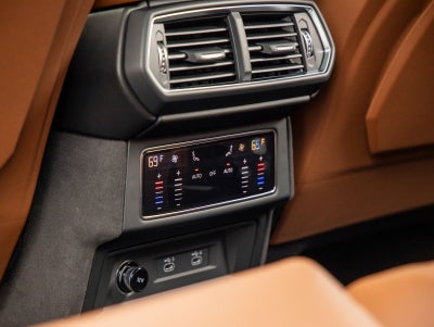 2025 Lamborghini Urus SE