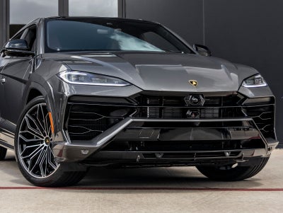 2025 Lamborghini Urus SE