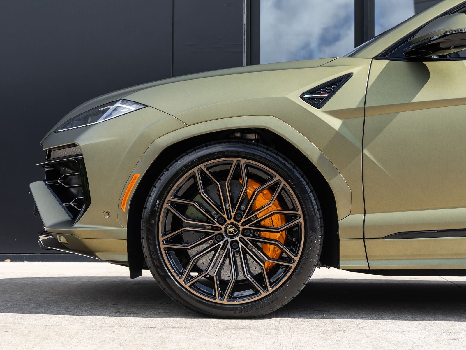 2026 Lamborghini Urus SE