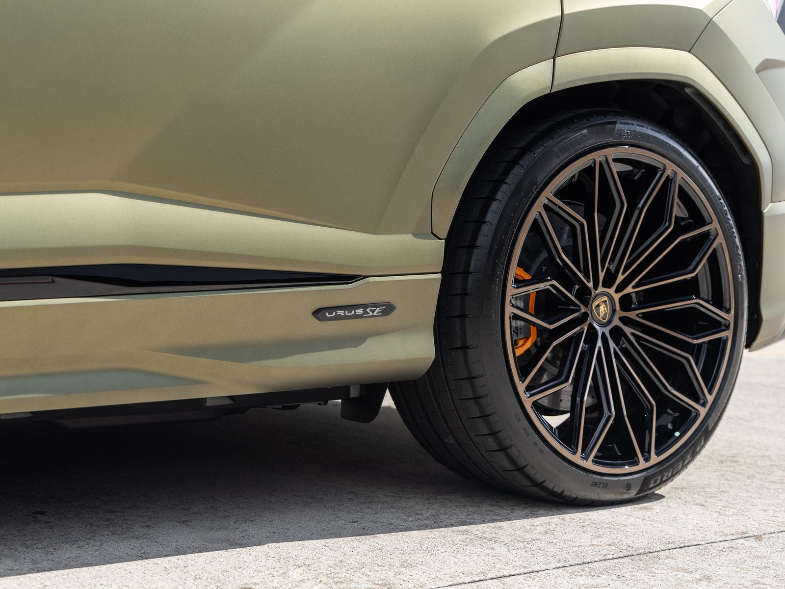 2026 Lamborghini Urus SE