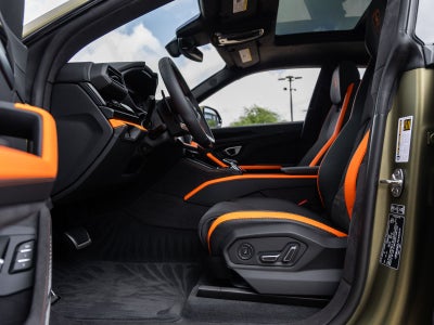 2026 Lamborghini Urus SE