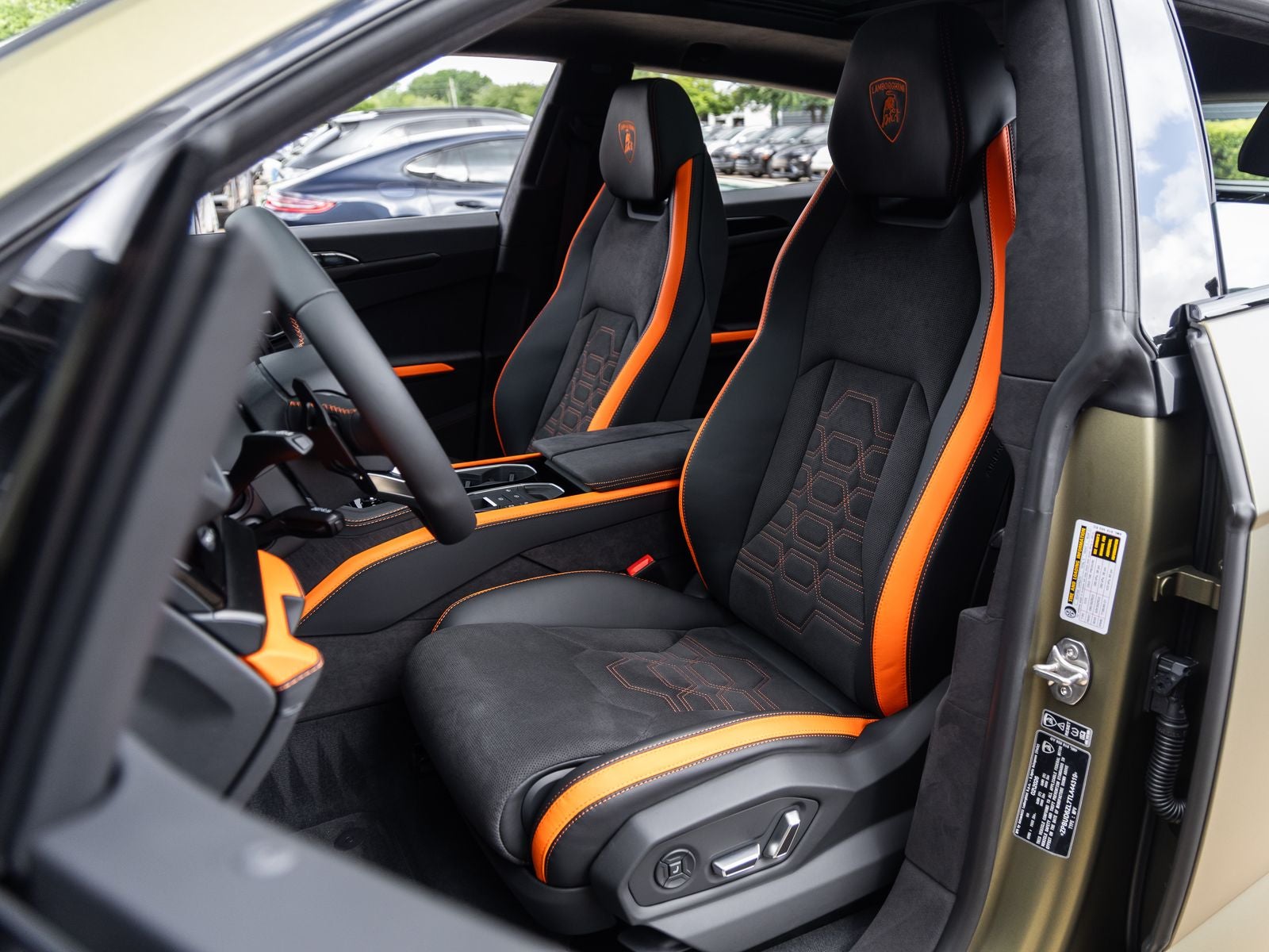 2026 Lamborghini Urus SE