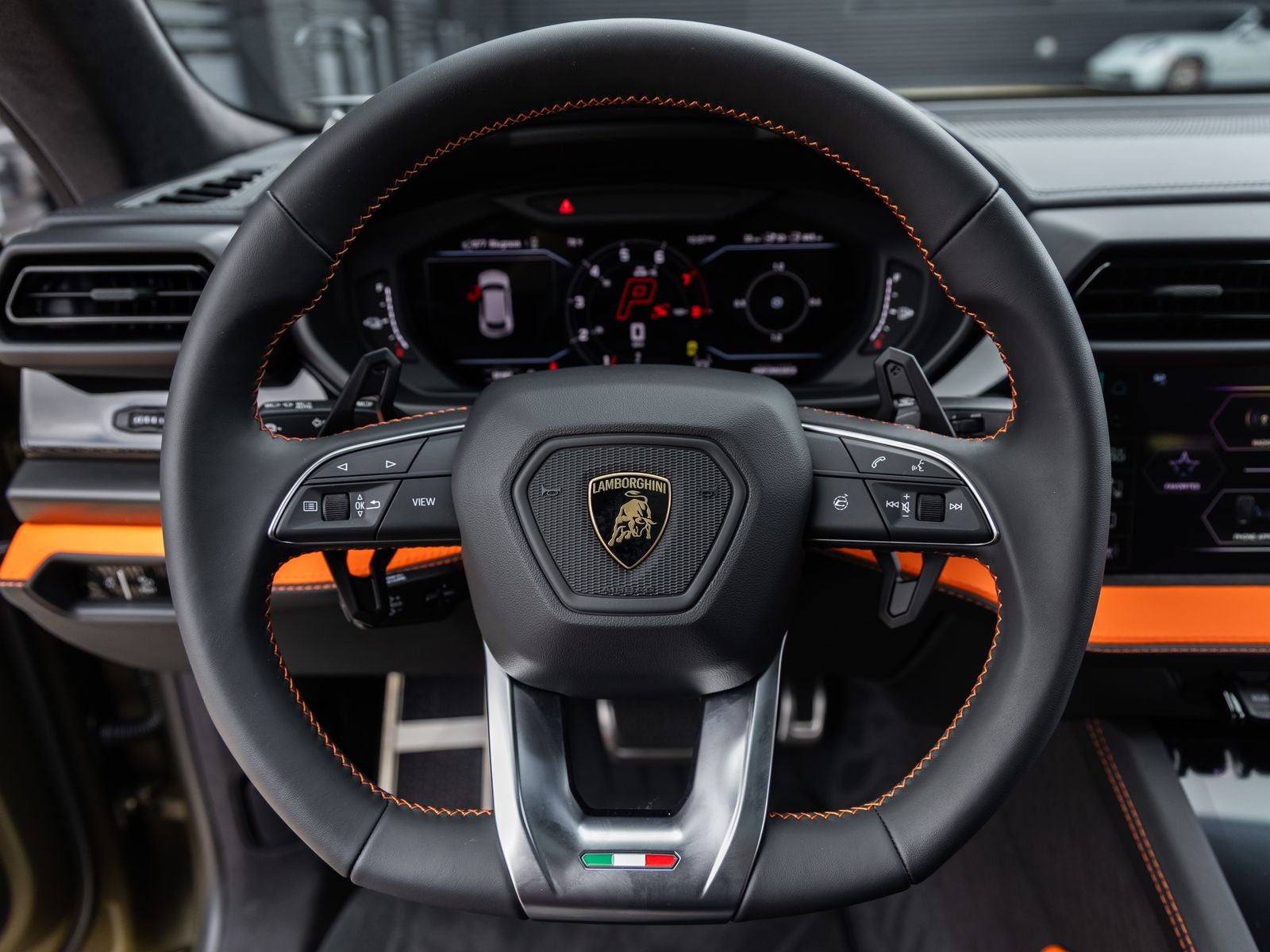 2026 Lamborghini Urus SE