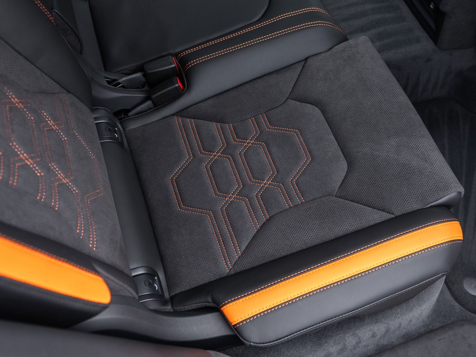 2026 Lamborghini Urus SE