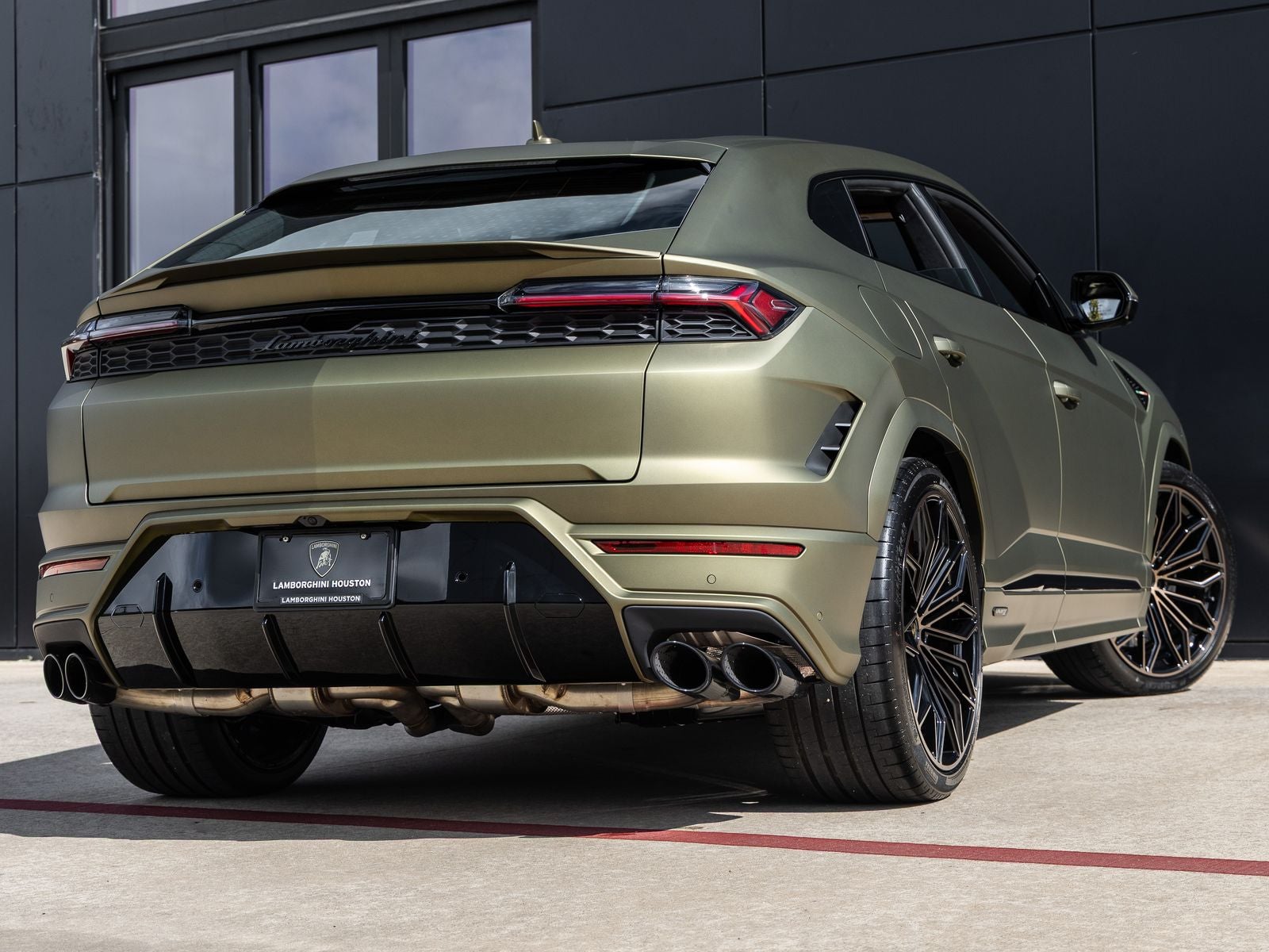 2026 Lamborghini Urus SE