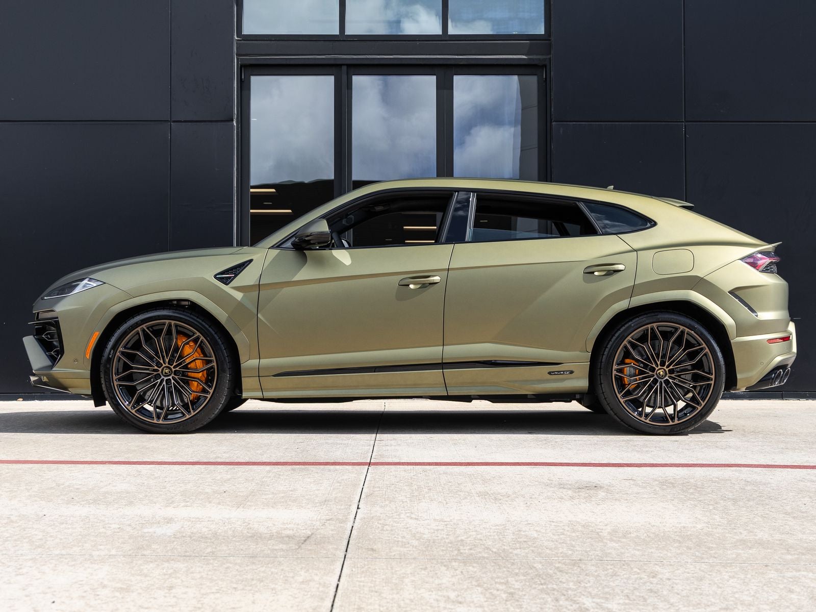 2026 Lamborghini Urus SE