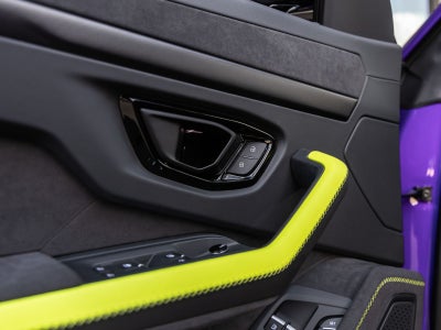 2026 Lamborghini Urus SE