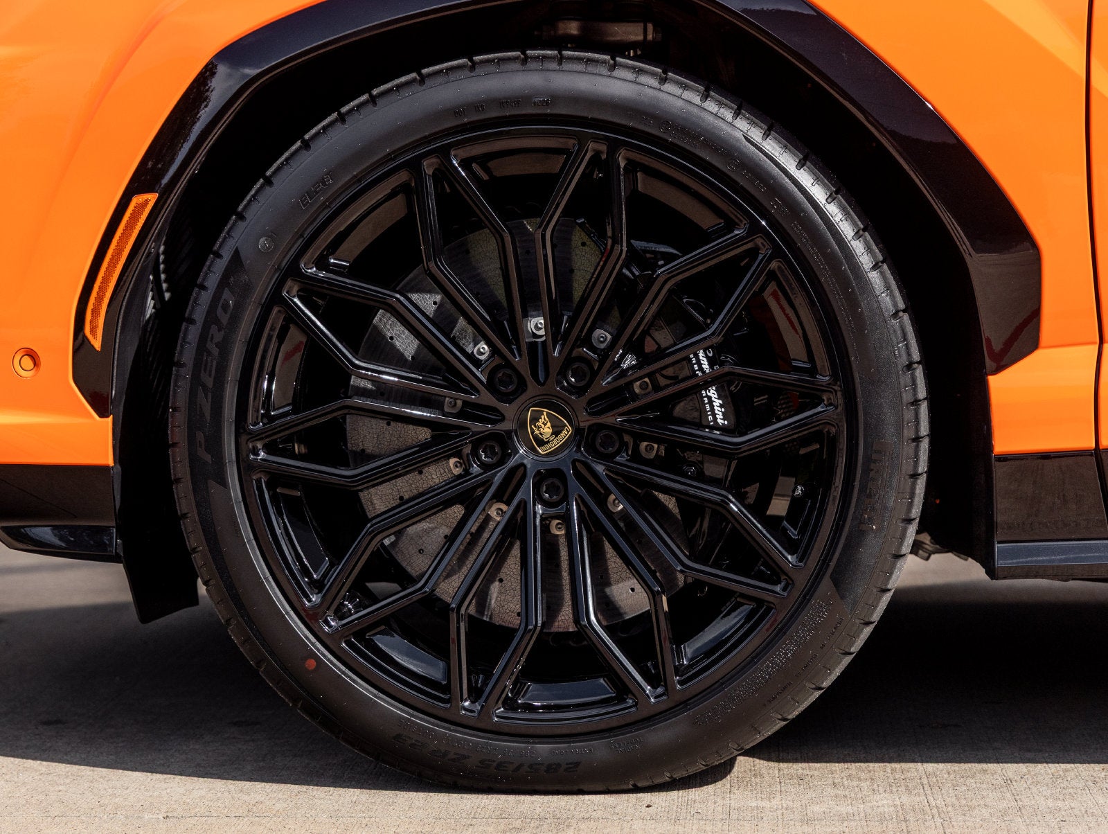 2026 Lamborghini Urus SE
