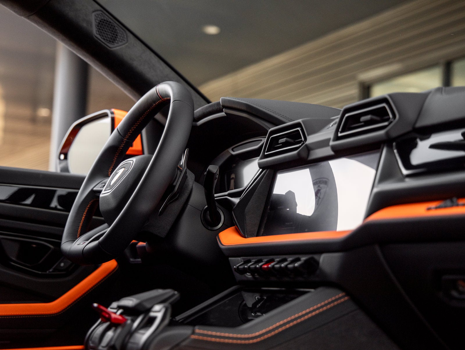 2026 Lamborghini Urus SE