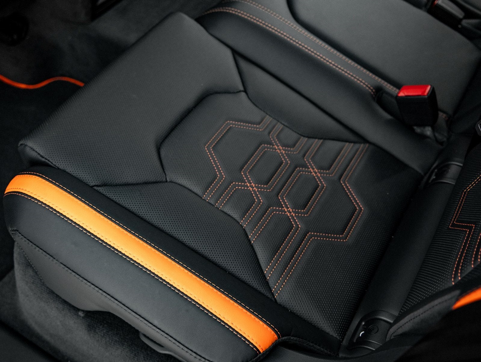 2025 Lamborghini Urus SE