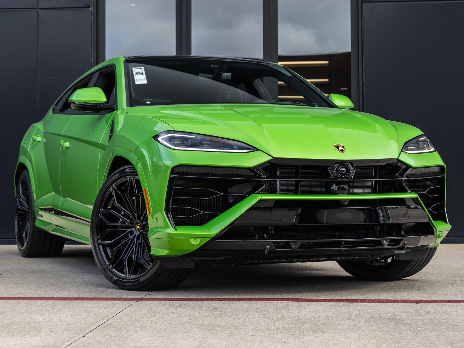 2025 Lamborghini Urus SE