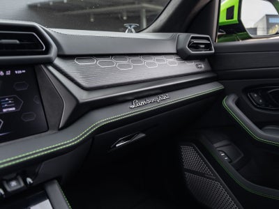 2025 Lamborghini Urus SE