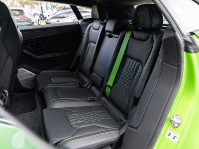 2025 Lamborghini Urus SE