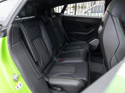 2025 Lamborghini Urus SE