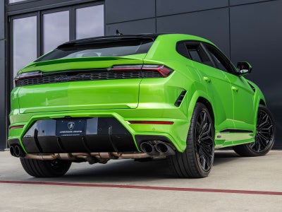 2025 Lamborghini Urus SE