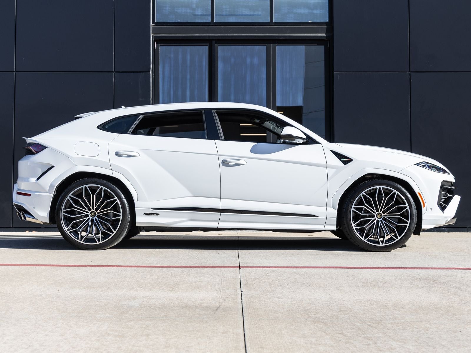 2026 Lamborghini Urus SE