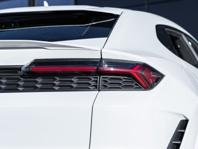 2026 Lamborghini Urus SE