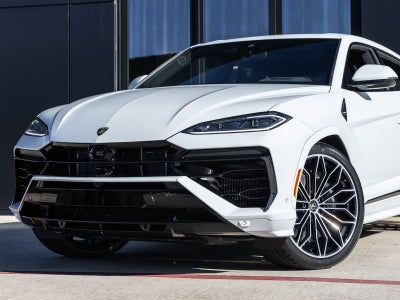 2026 Lamborghini Urus SE