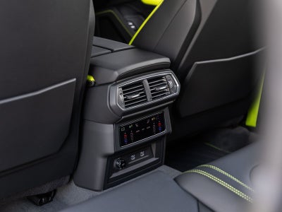 2026 Lamborghini Urus SE