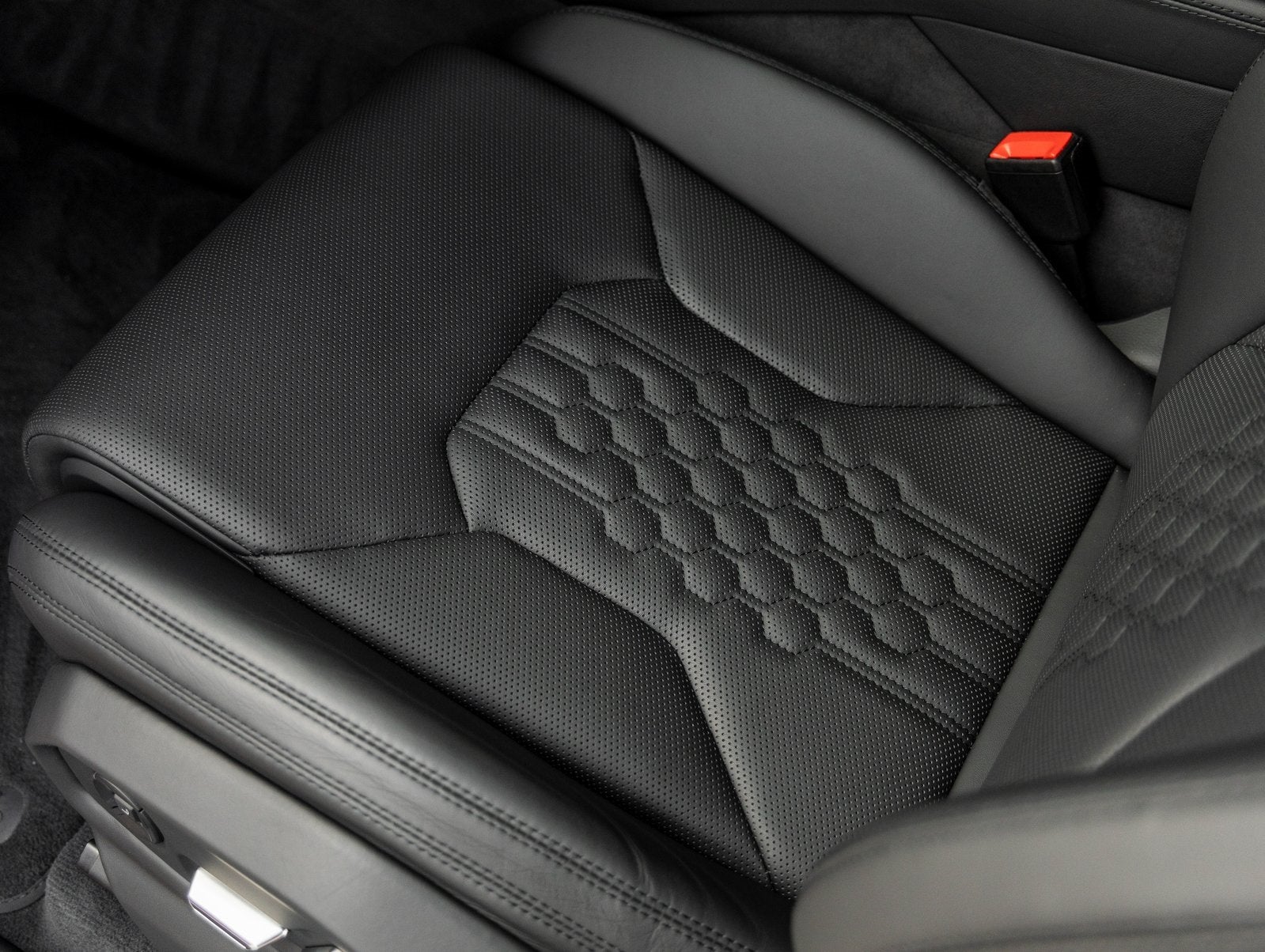 2025 Lamborghini Urus SE