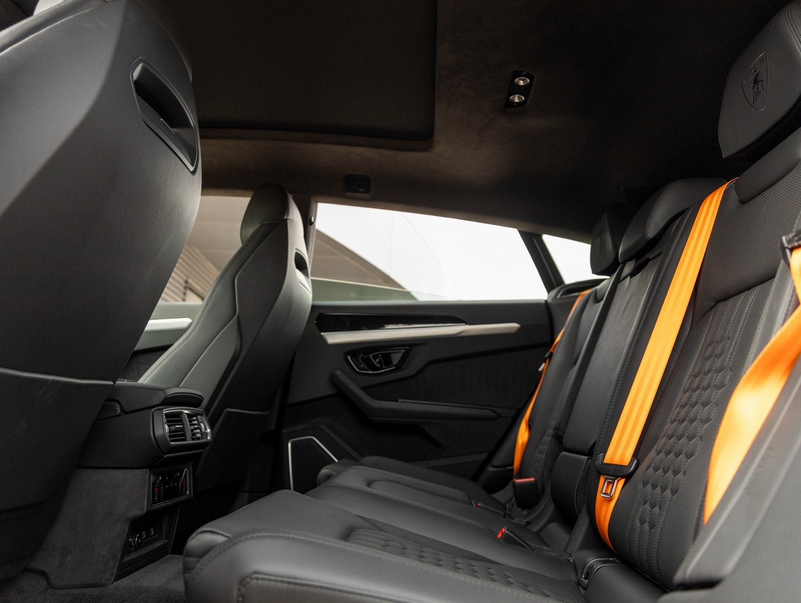 2025 Lamborghini Urus SE