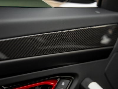 2025 Lamborghini Urus SE