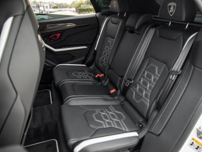 2025 Lamborghini Urus SE