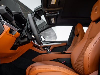 2026 Lamborghini Urus SE