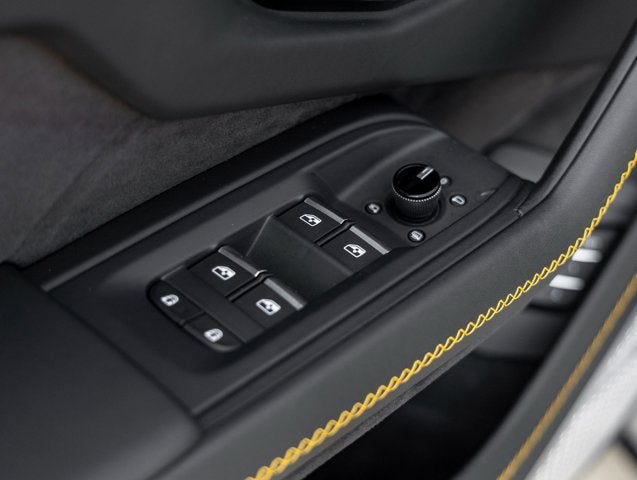 2026 Lamborghini Urus SE