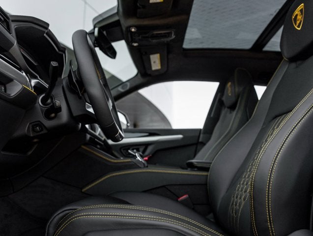 2026 Lamborghini Urus SE