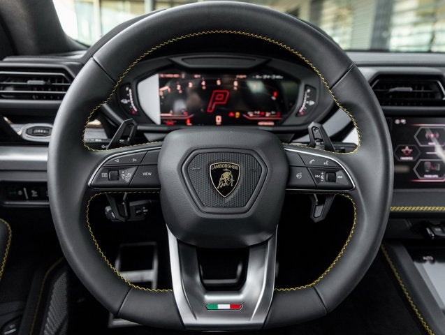 2026 Lamborghini Urus SE