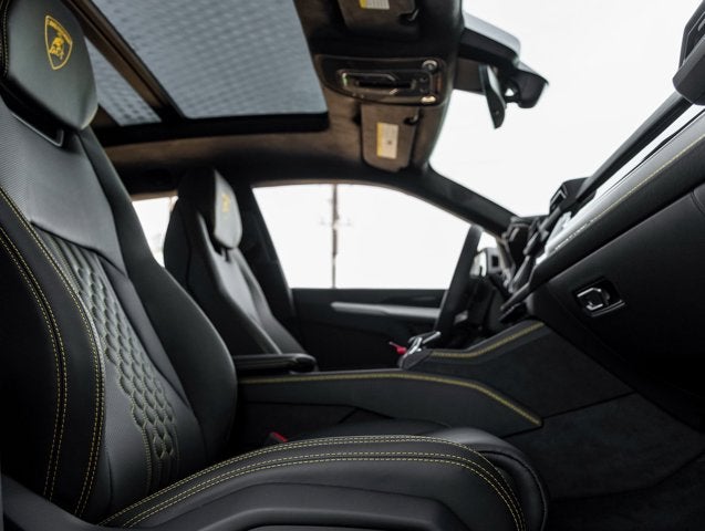 2026 Lamborghini Urus SE