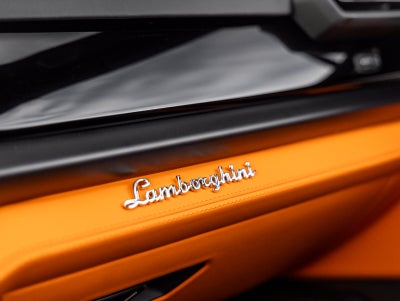 2026 Lamborghini Urus SE