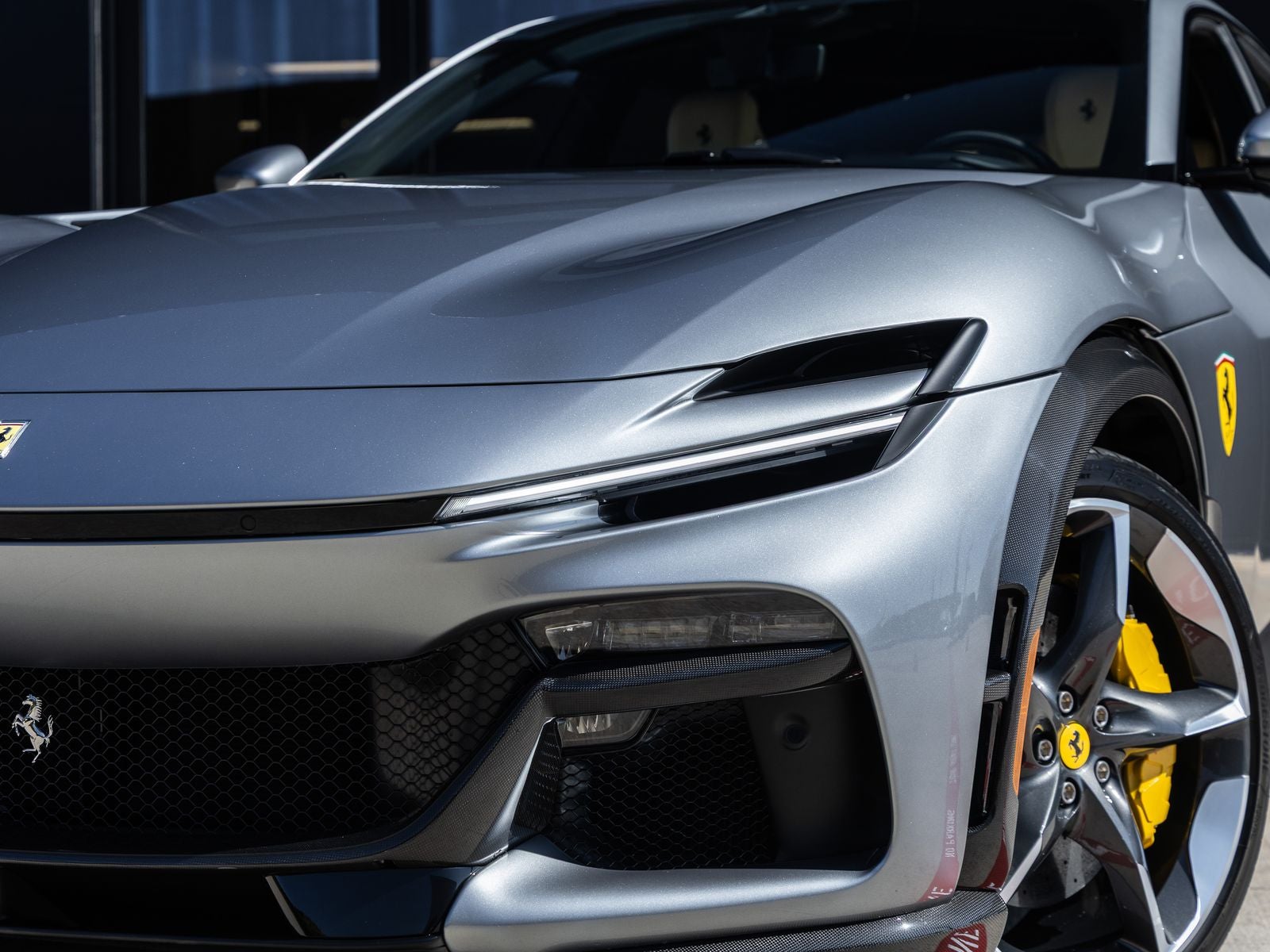 2025 Ferrari Purosangue Base
