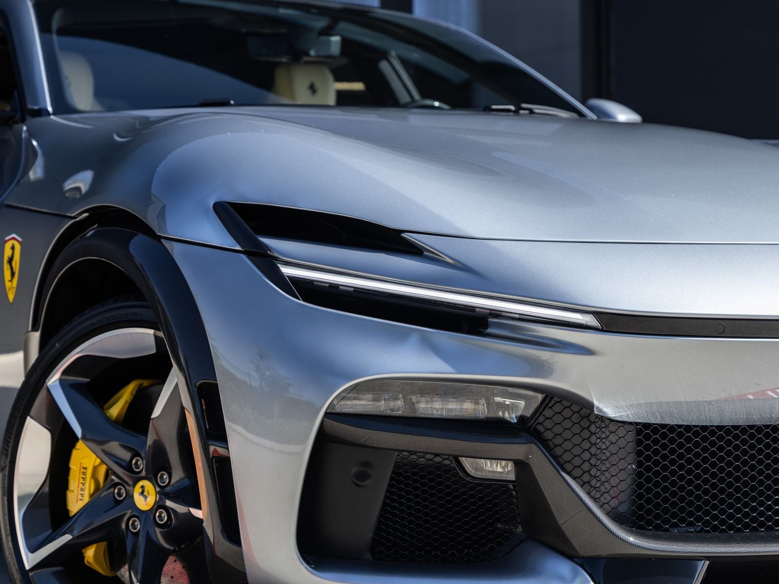 2025 Ferrari Purosangue Base